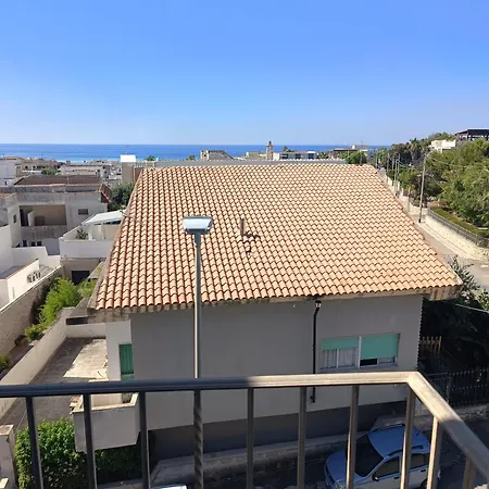 Hotel Tuareg Campomarino (Taranto)