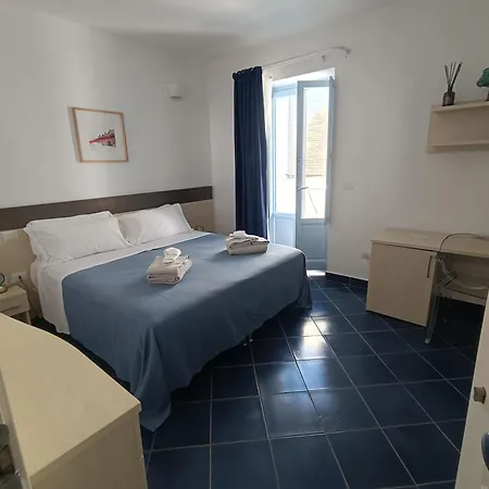 Ξενοδοχείο Tuareg 4*