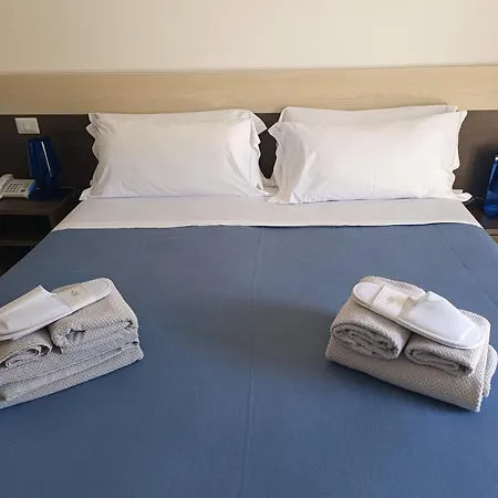 Tuareg Hotel Campomarino (Taranto)